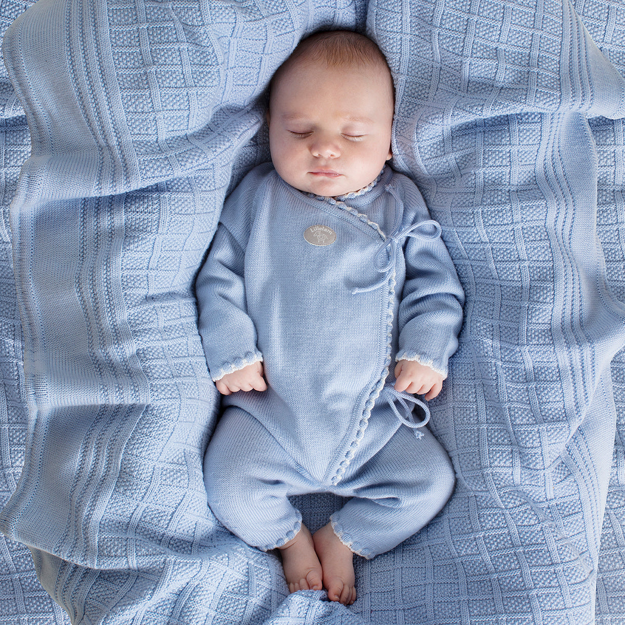 LILLELAM Hentesett Babyblå - Farmor Ingvarda