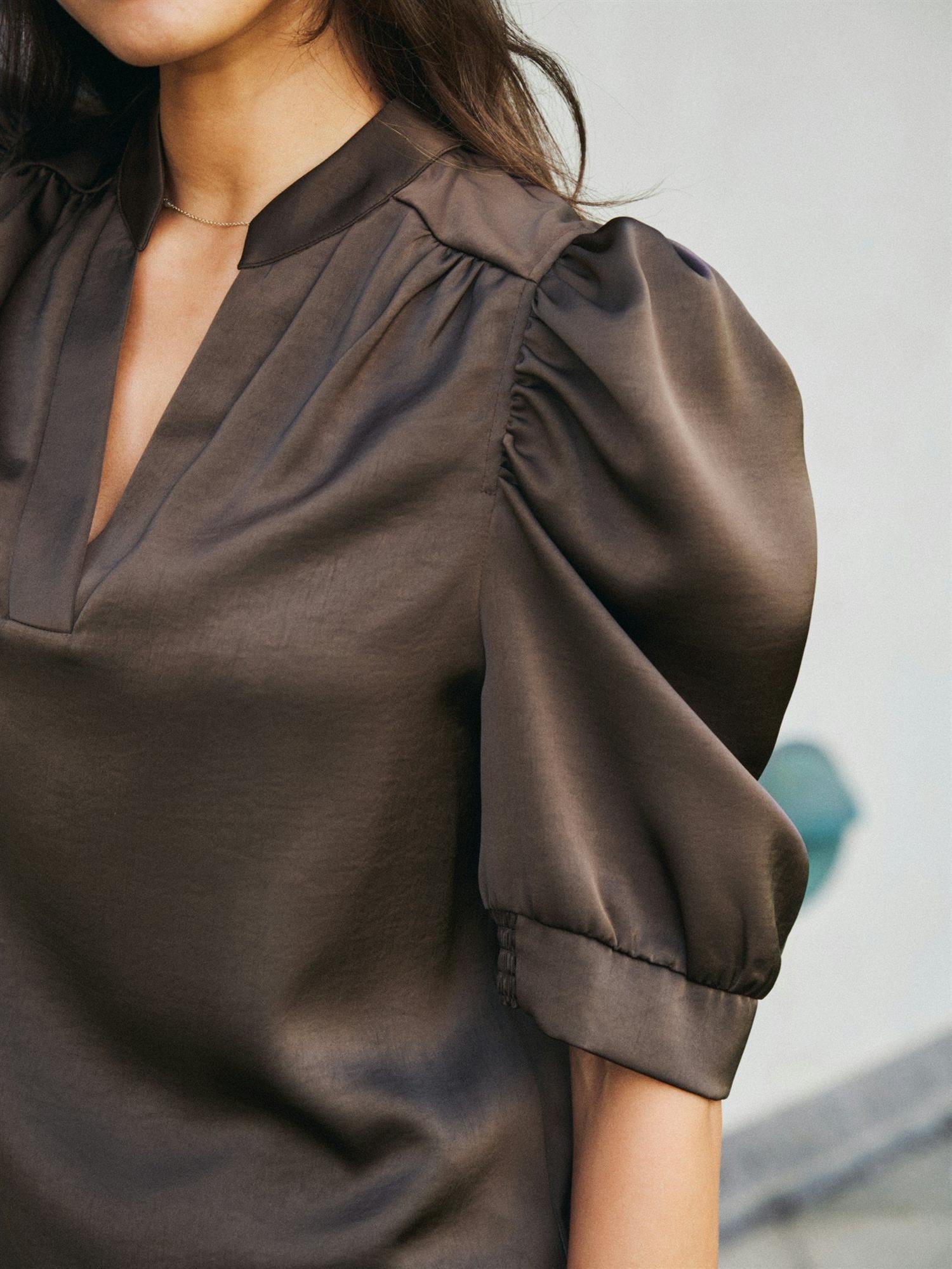 NEO NOIR Roella Heavy Sateen Blouse