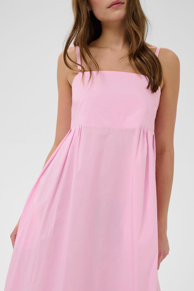 CULTURE Malue Antoinett Strap Dress Pink