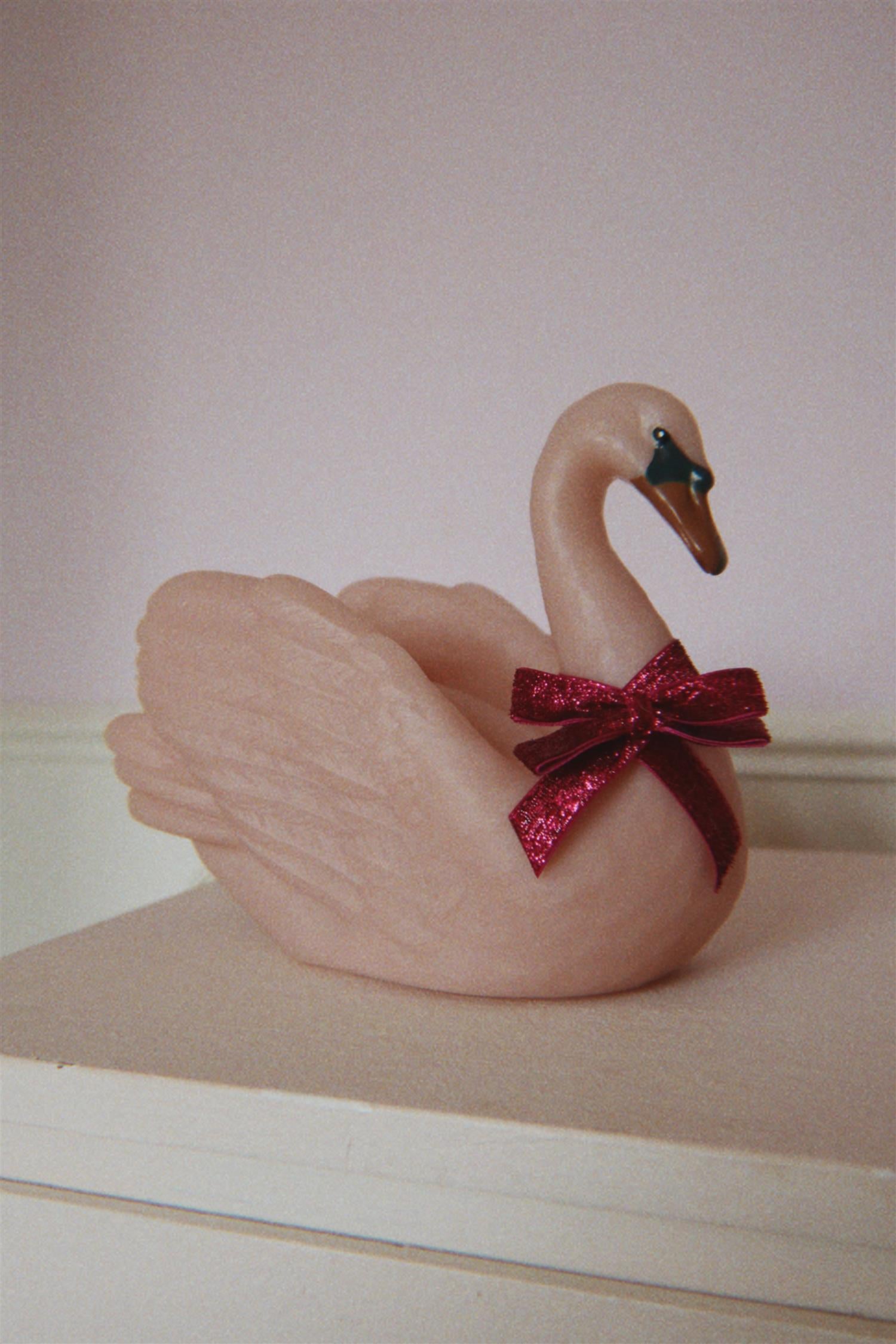 KONGES SLØJD Swan Lamp Rosa