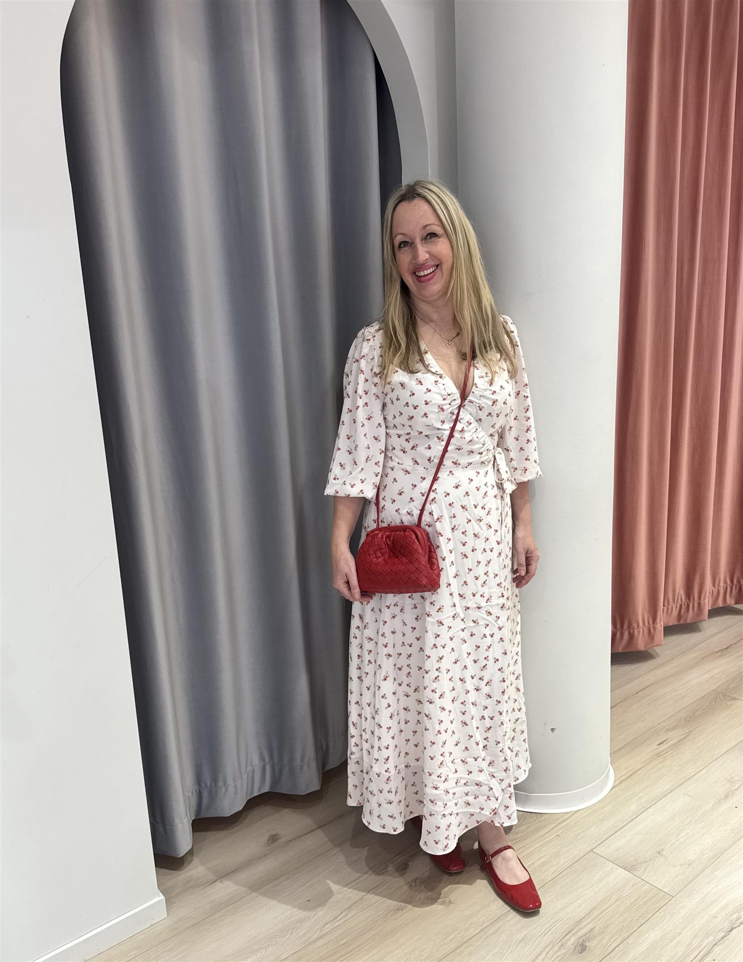 NEO NOIR Malinga Simple Flower Dress Red