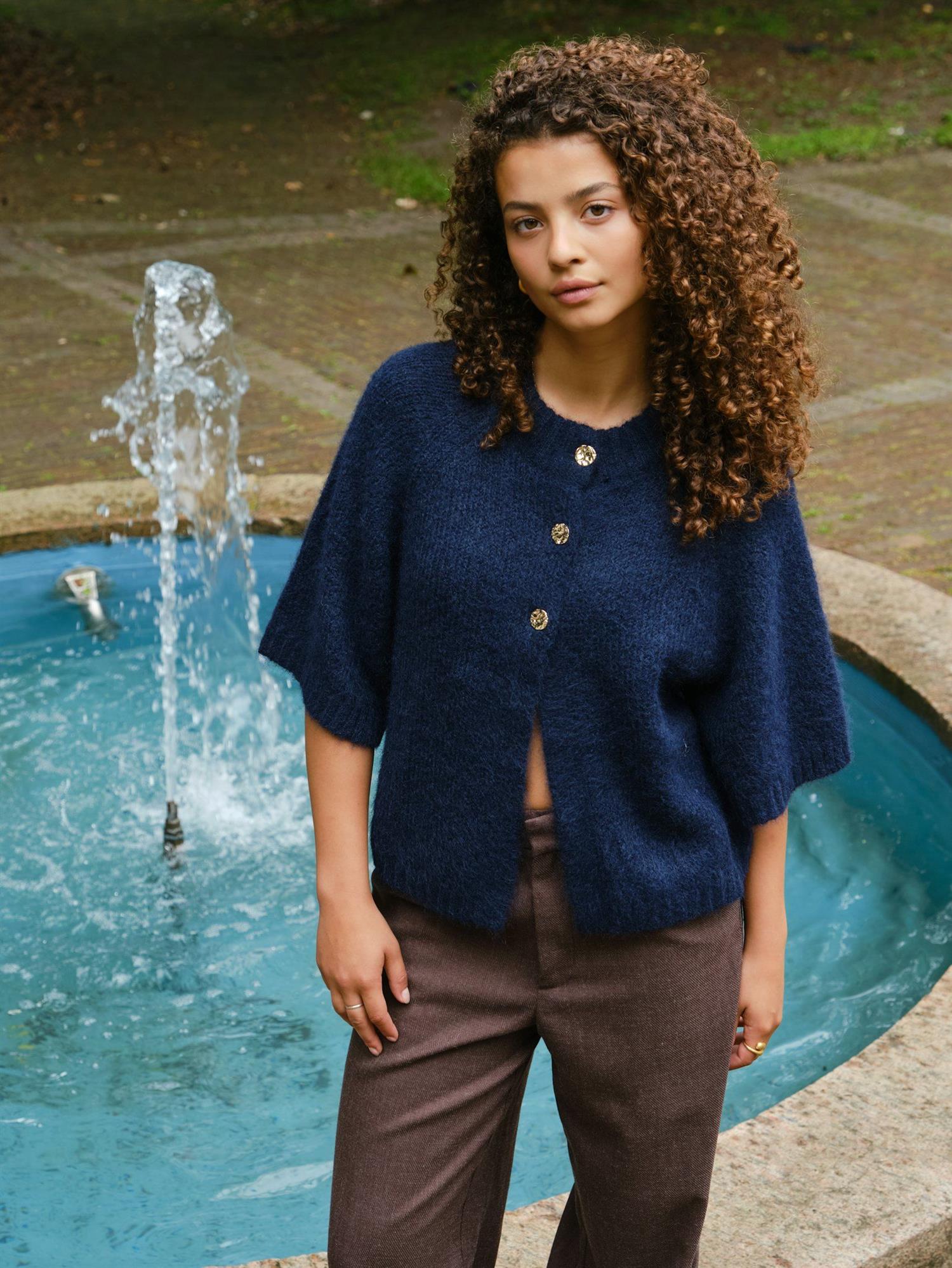 NEO NOIR Benuta Fluffy Knit Cardigan Navy