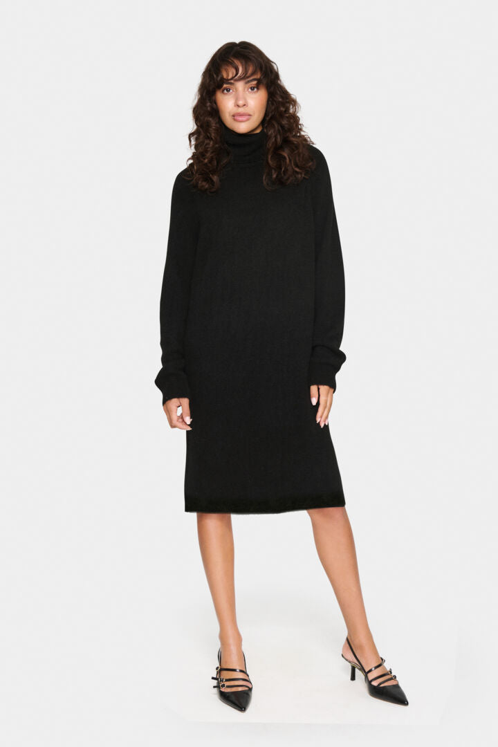 SAINT TROPEZ Garbie Rollneck Dress Sort