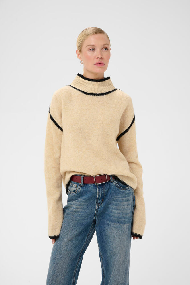 CULTURE Katarina Turtleneck