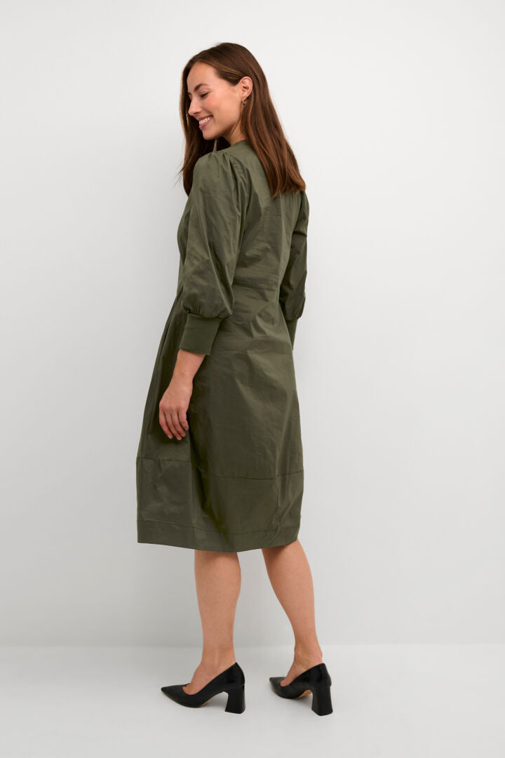 CULTURE Antoinett 3/4 Sleeve dress Oliven