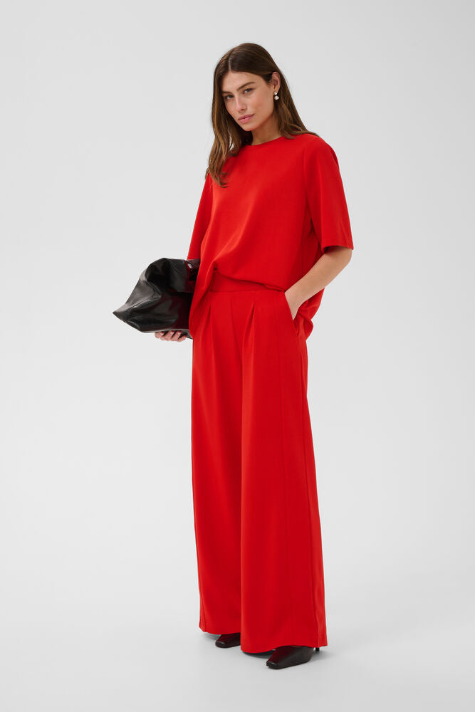 CULTURE Hara Chabrina Tee Red