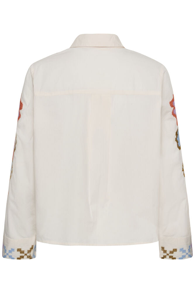 CULTURE Breezy Shirt