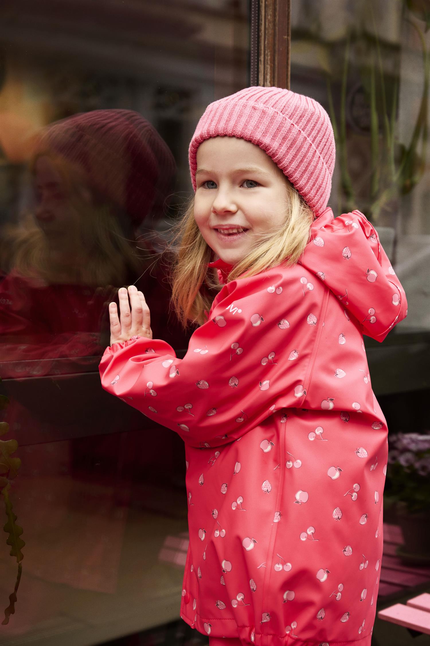 CELAVI Beanie, Strikket lue Korall - Farmor Ingvarda