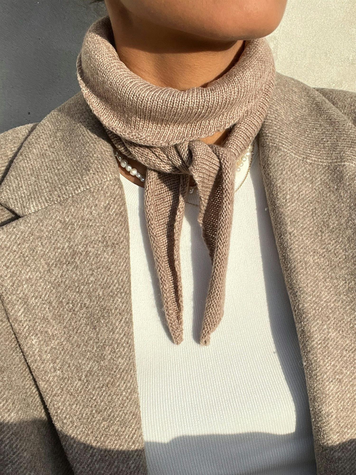 NEO NOIR Misty Knit Scarf Beige
