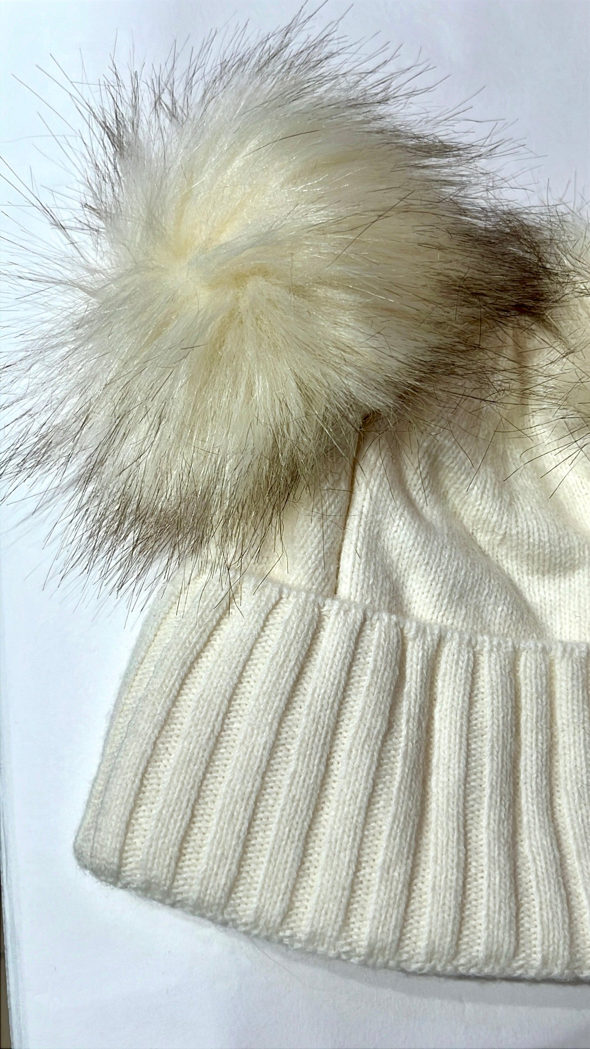 JAMIKS Brielle Lue Pomponger Offwhite