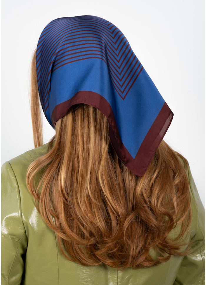 SUI AVA Classic Patterned Scarf Blue/Burgundy