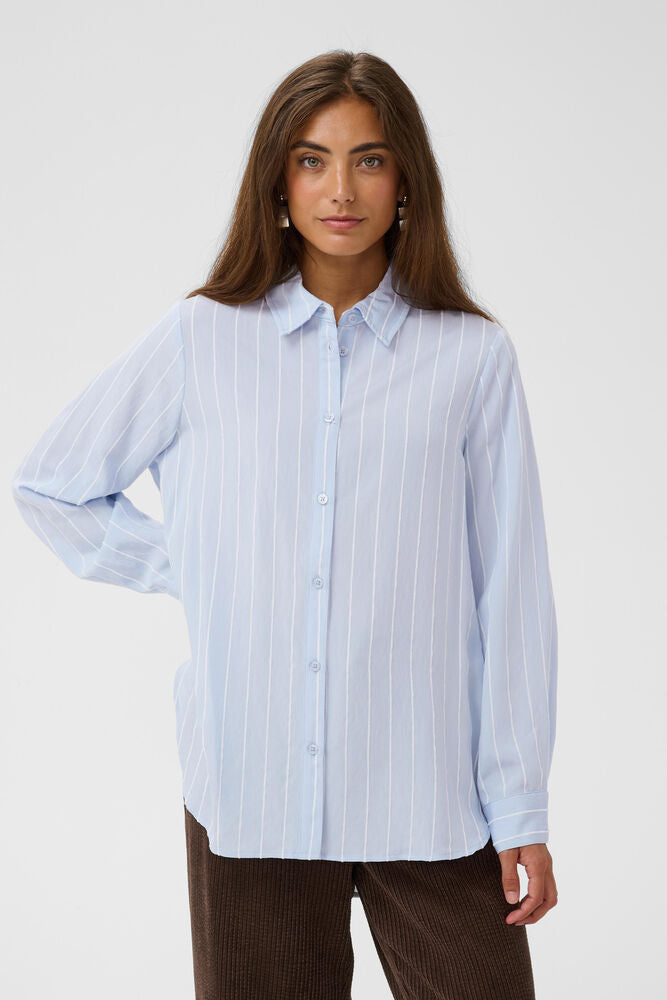 CULTURE Arin Shirt