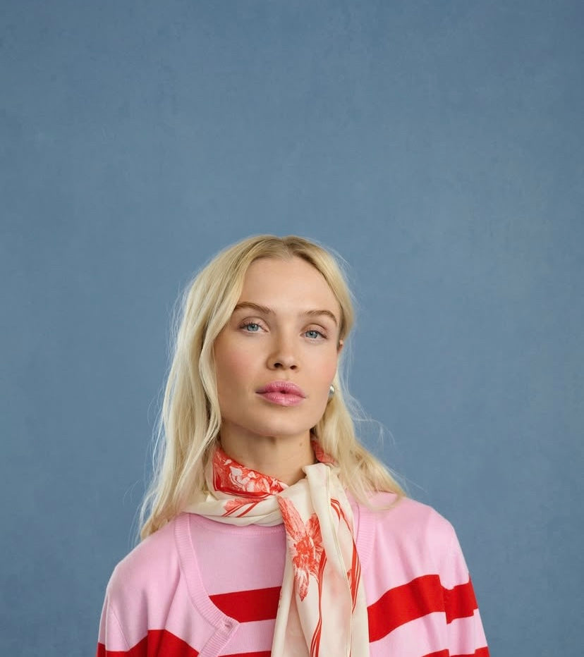 CULTURE Banda Scarf Red Flower