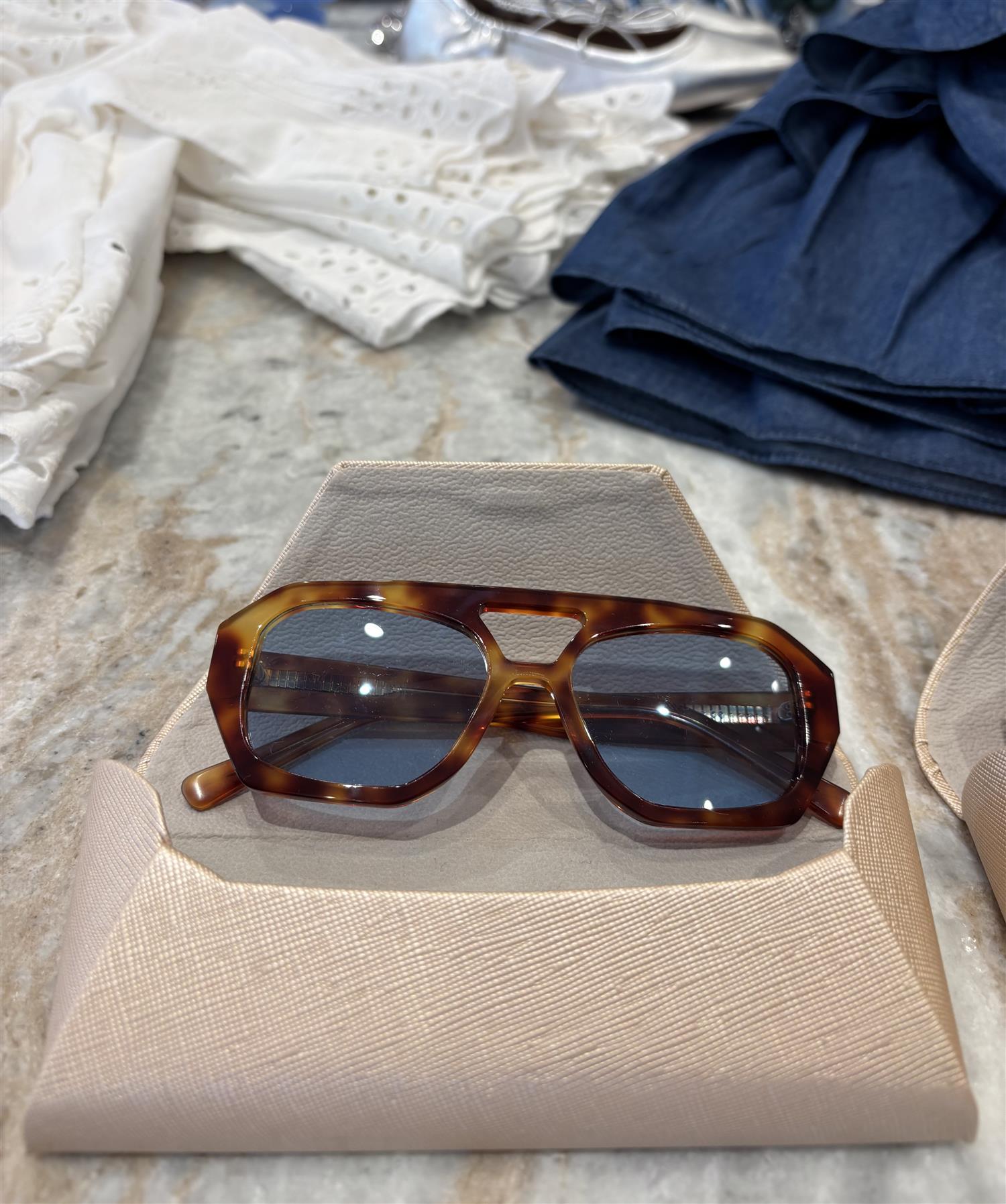 JUDI EYEWEAR Dala Tortoise Blue
