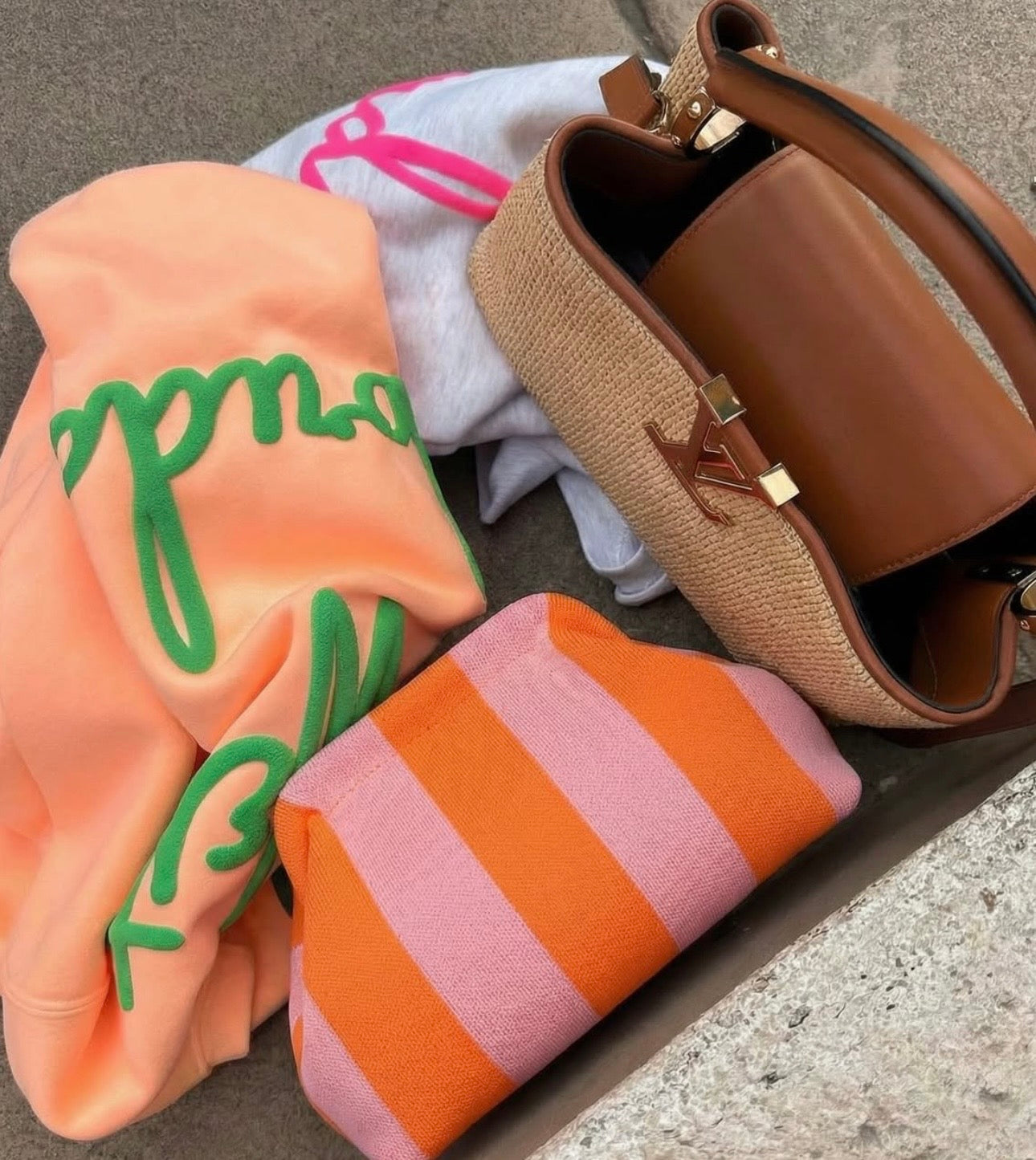 STICKY BESTIE City Girl Pouch Orange