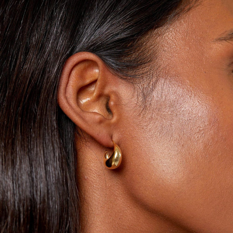 ORELIA Tapered Domed Hoop Gold