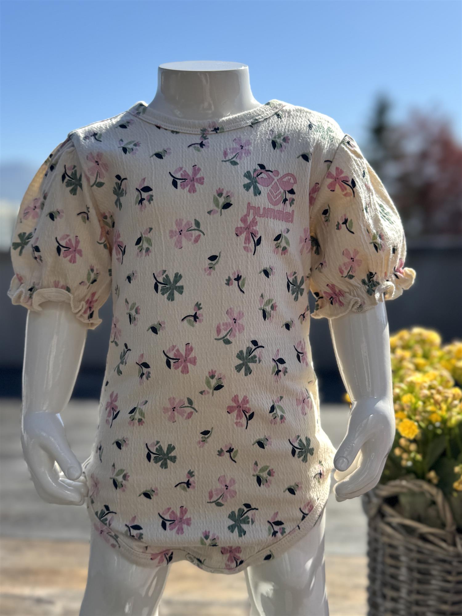 HUMMEL 0-4ÅR Tyra body Blomstret - Farmor Ingvarda