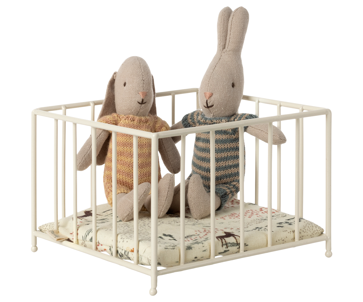 MAILEG Playpen,Micro - Farmor Ingvarda