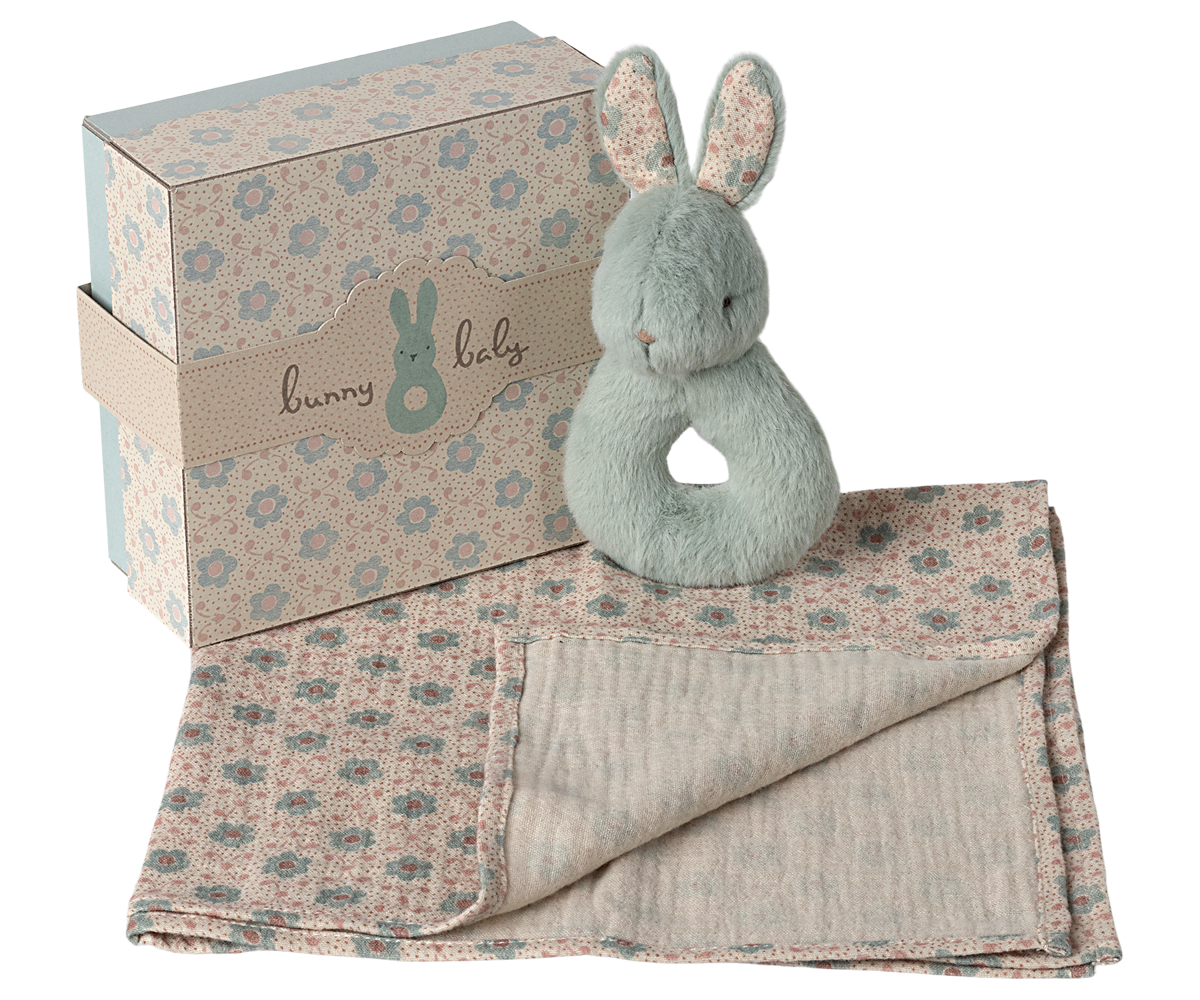 MAILEG Rabbit Rattle Set Mint - Farmor Ingvarda