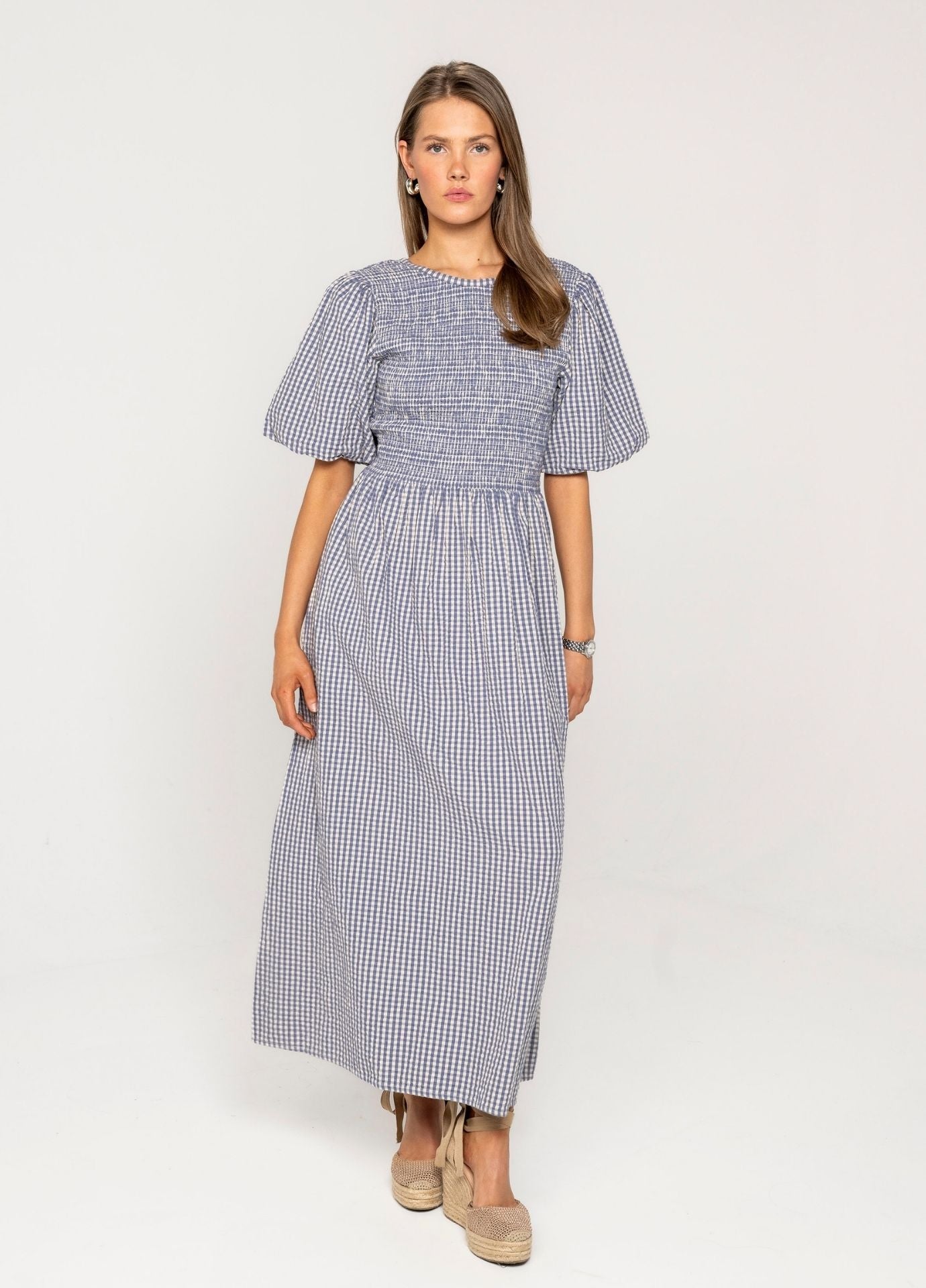 MISSMAYA Rani Dress Misty Blue - Farmor Ingvarda