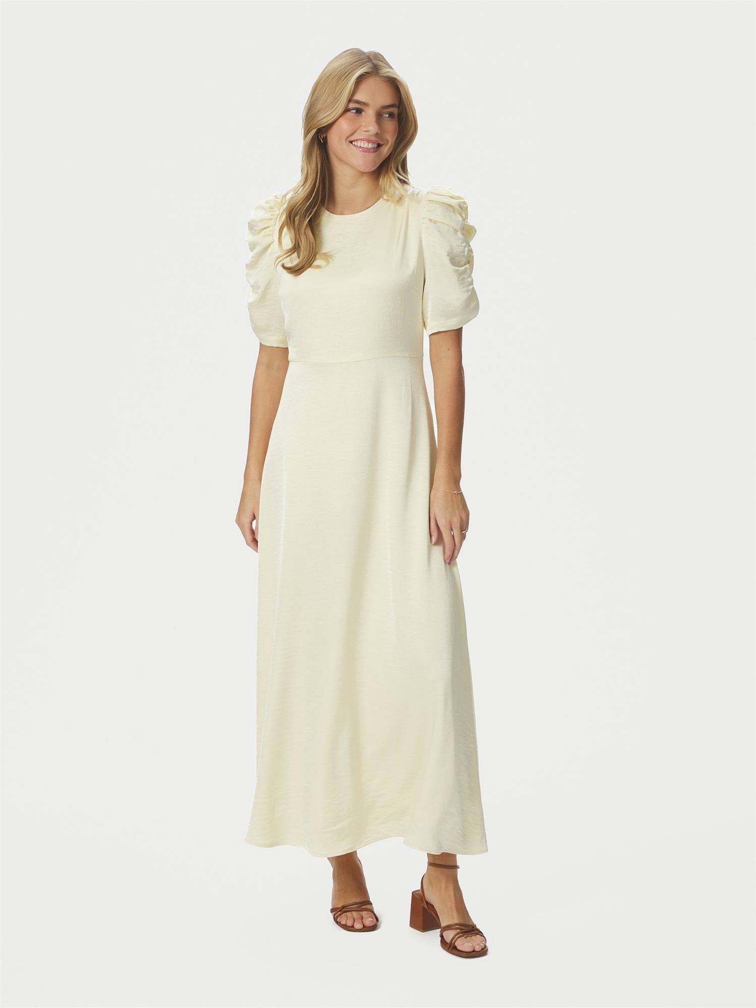NEO NOIR Benuti Solid Dress Light Yellow - Farmor Ingvarda
