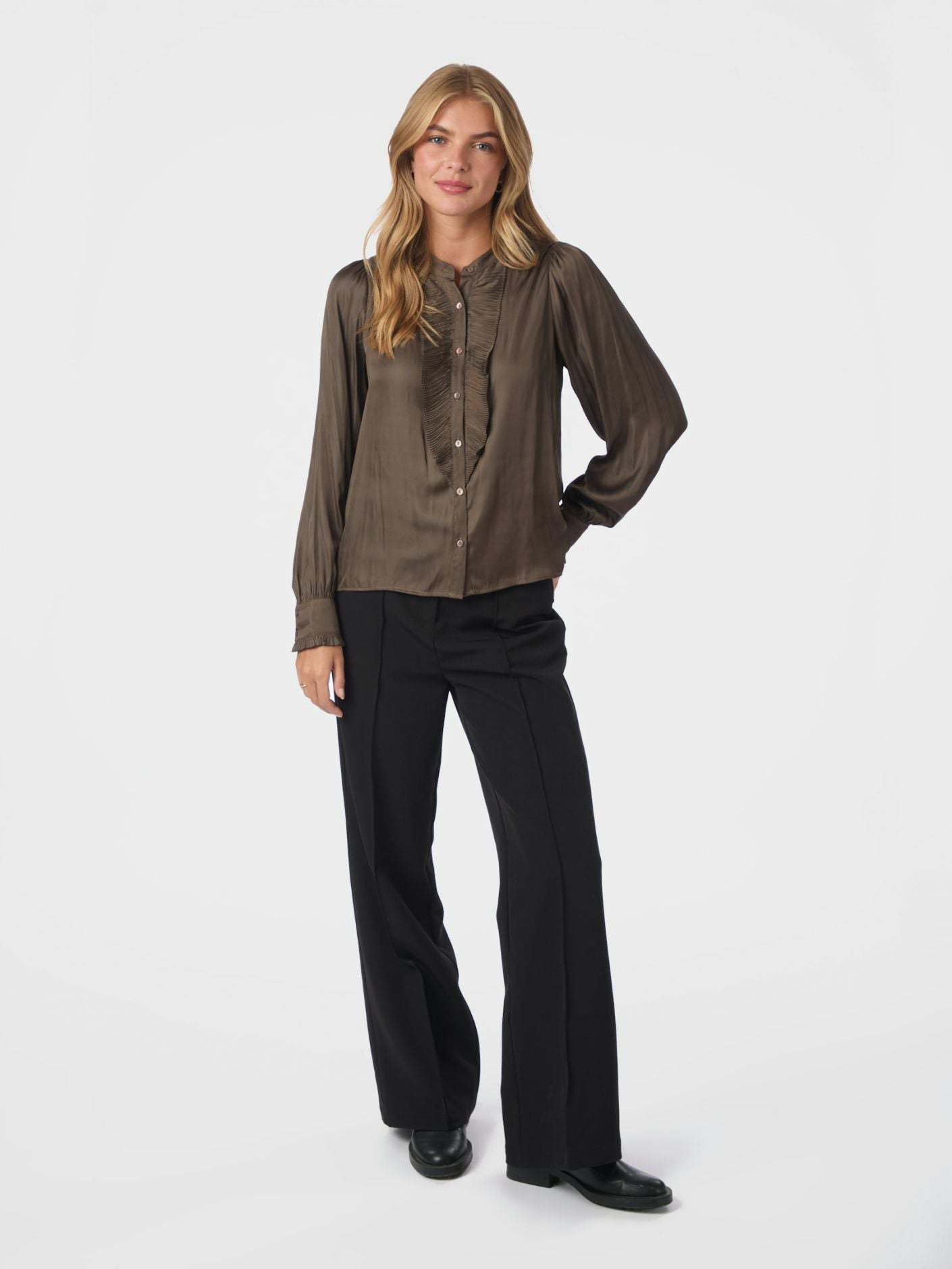 NEO NOIR Zola blouse - Farmor Ingvarda