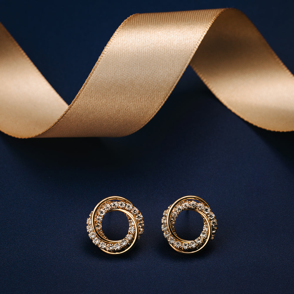 ORELIA Interlocking Pave Open Circle Stud Earrings - Farmor Ingvarda