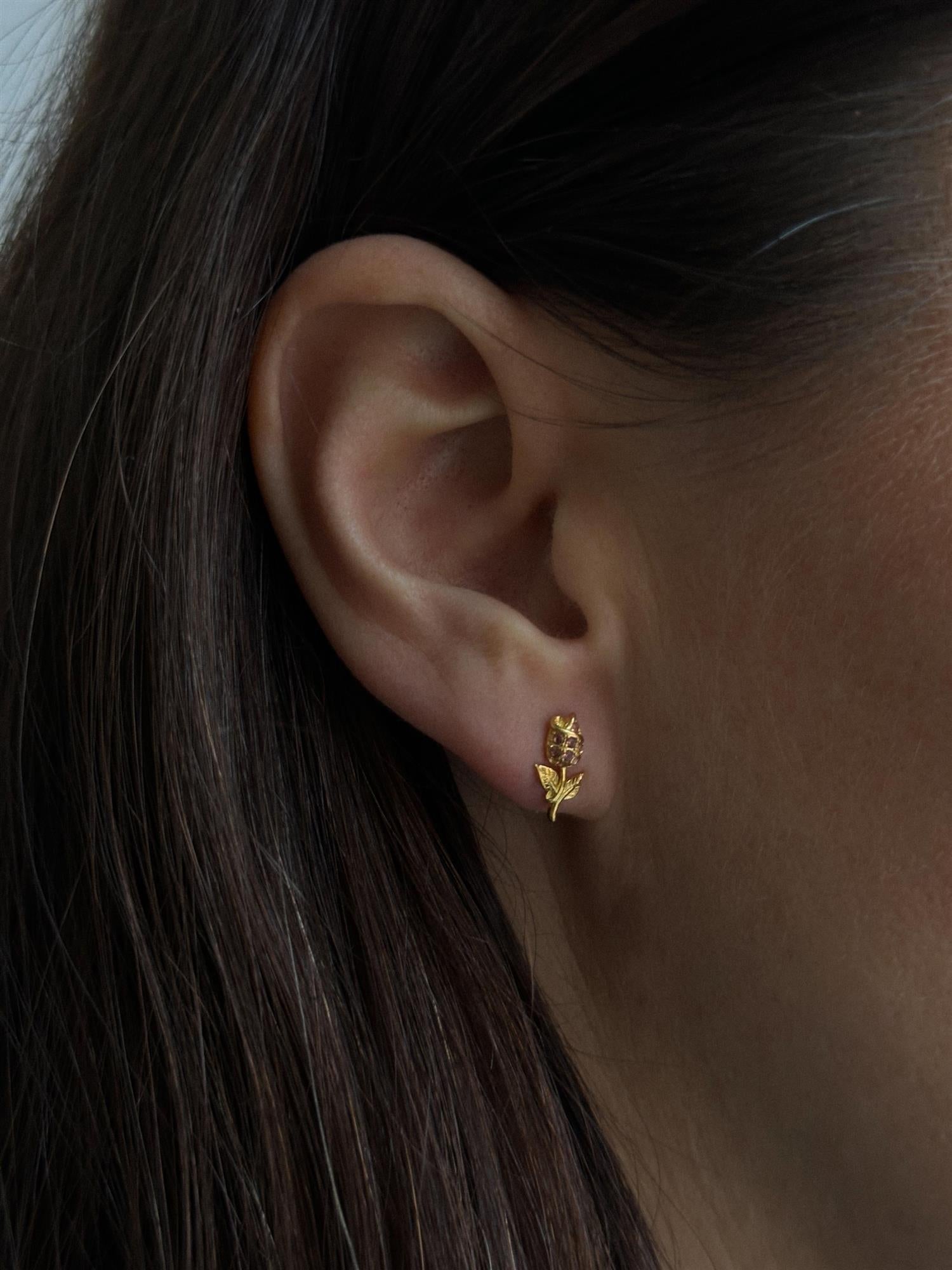 PICO Tulip Studs Rouge - Farmor Ingvarda
