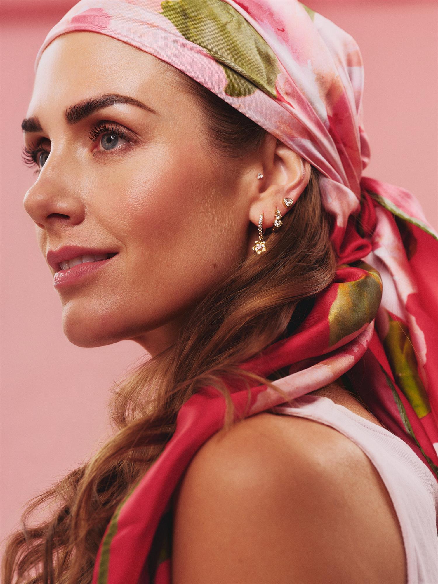 TONE DAMLI by A & C Honey Hoop Earrings - Farmor Ingvarda