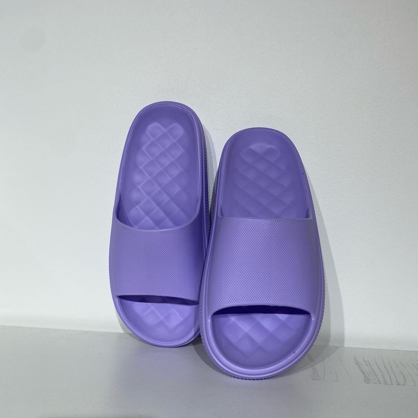 Shoedesign Hero slippers Lavendel