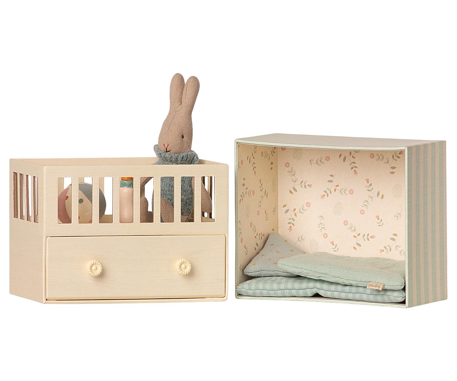 MAILEG Baby room w Micro bunny Blå